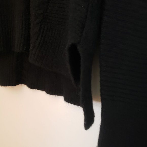 JON & ANNA CONTEMPORARY BLACK SWEATER WOMEN. - Picture 5 of 9